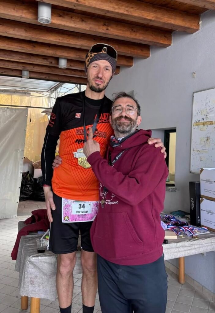 Vittorio Silva vince la Backyard dello Specchio 2026